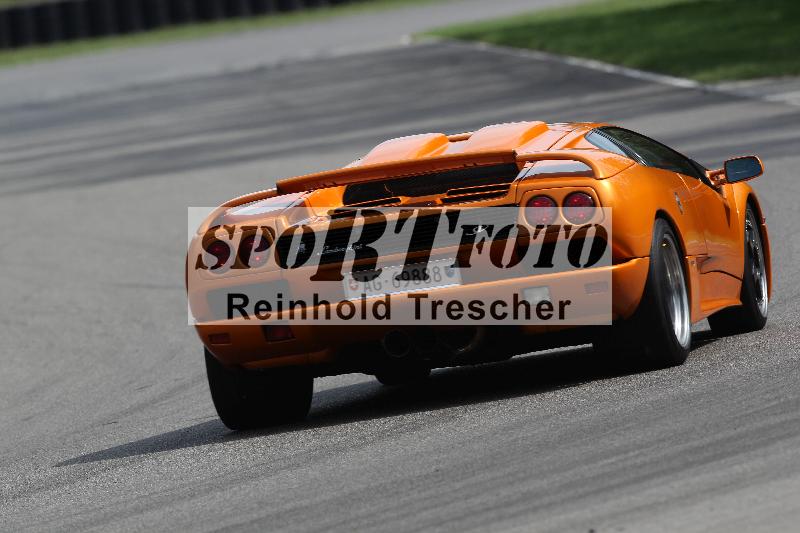 /Archiv-2022/58 30.08.2022 Caremotion  Auto Track Day ADR/Gruppe rot/1